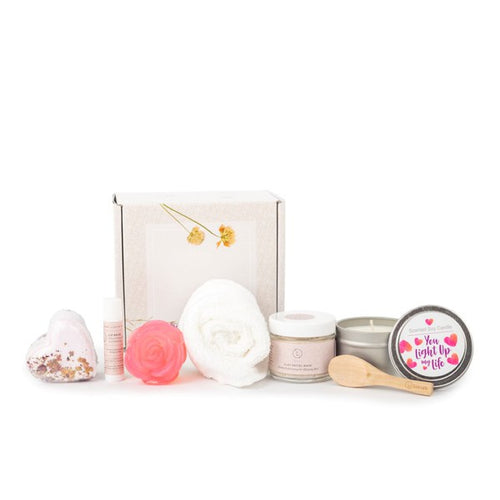 Natural Skincare Gift Box filled with NATURAL spa bath and body products